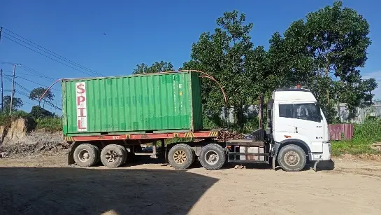 Jasa Trucking — Angkutan peti kemas (container)